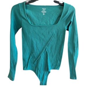 #2779 NWT Abound Teal Long Sleeve Lightweight Bodysuit